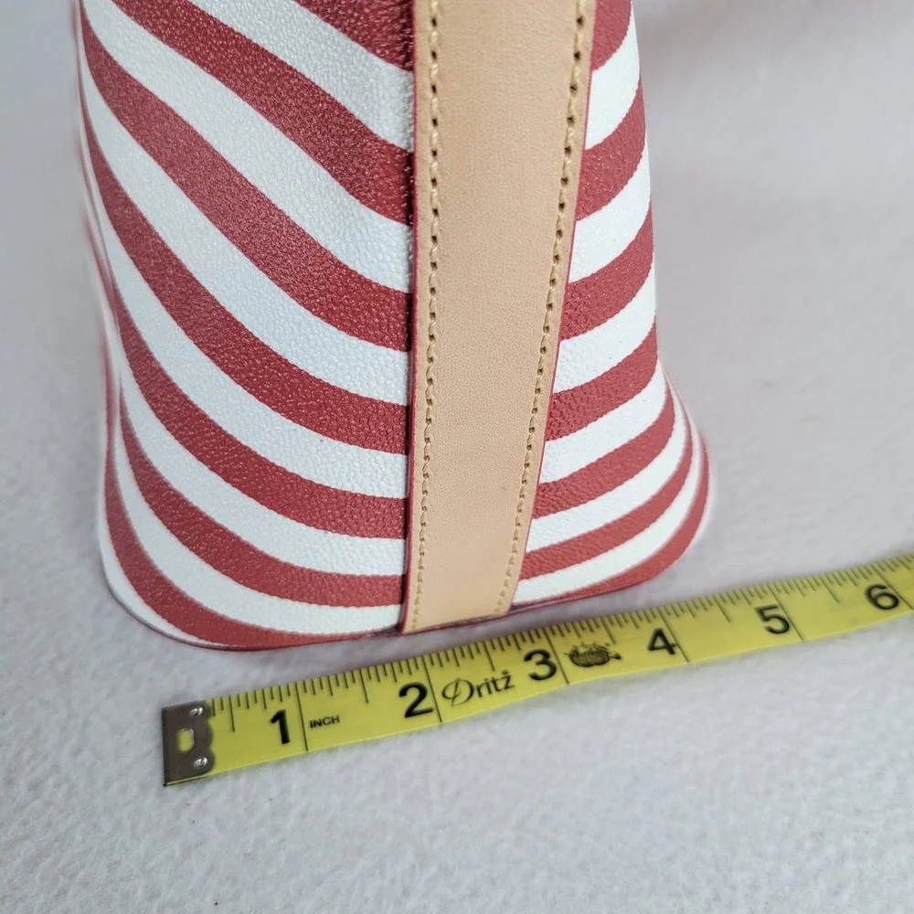 Dooney & Bourke dooney bourke